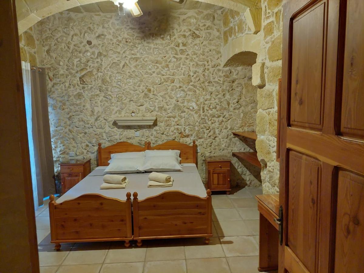 Mj Farmhouse B&B Шаара Экстерьер фото