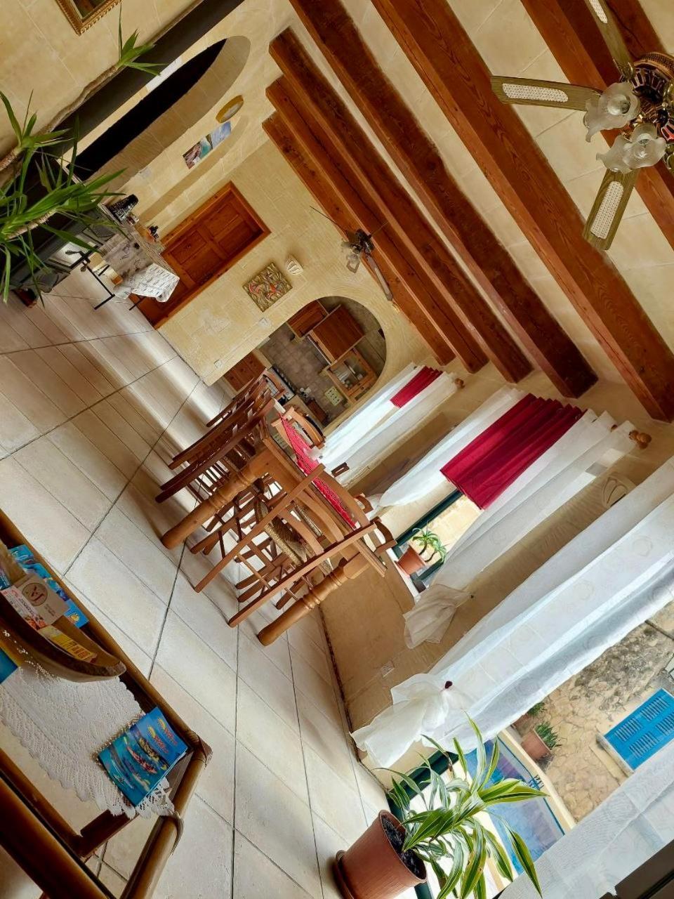 Mj Farmhouse B&B Шаара Экстерьер фото