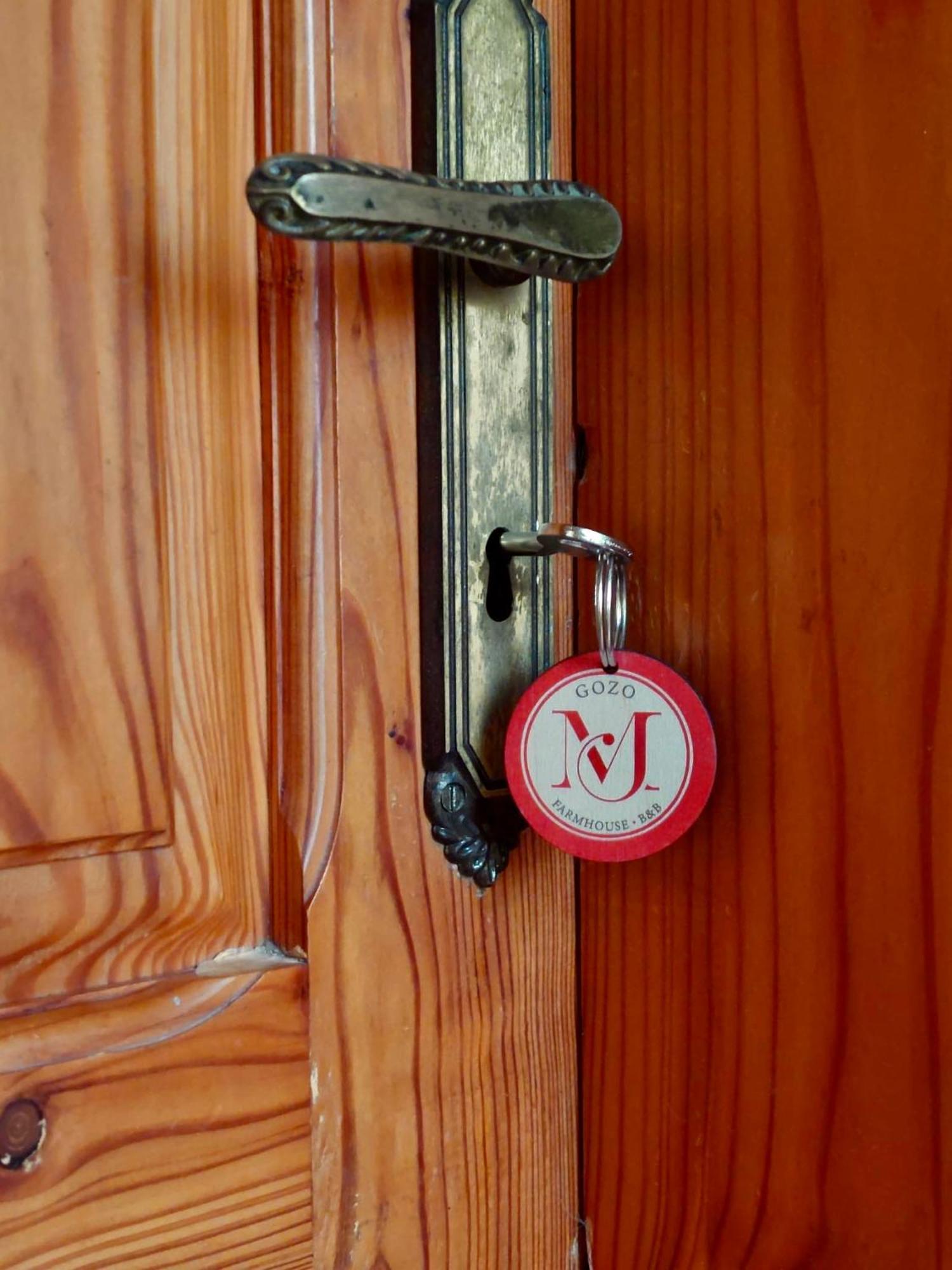 Mj Farmhouse B&B Шаара Экстерьер фото